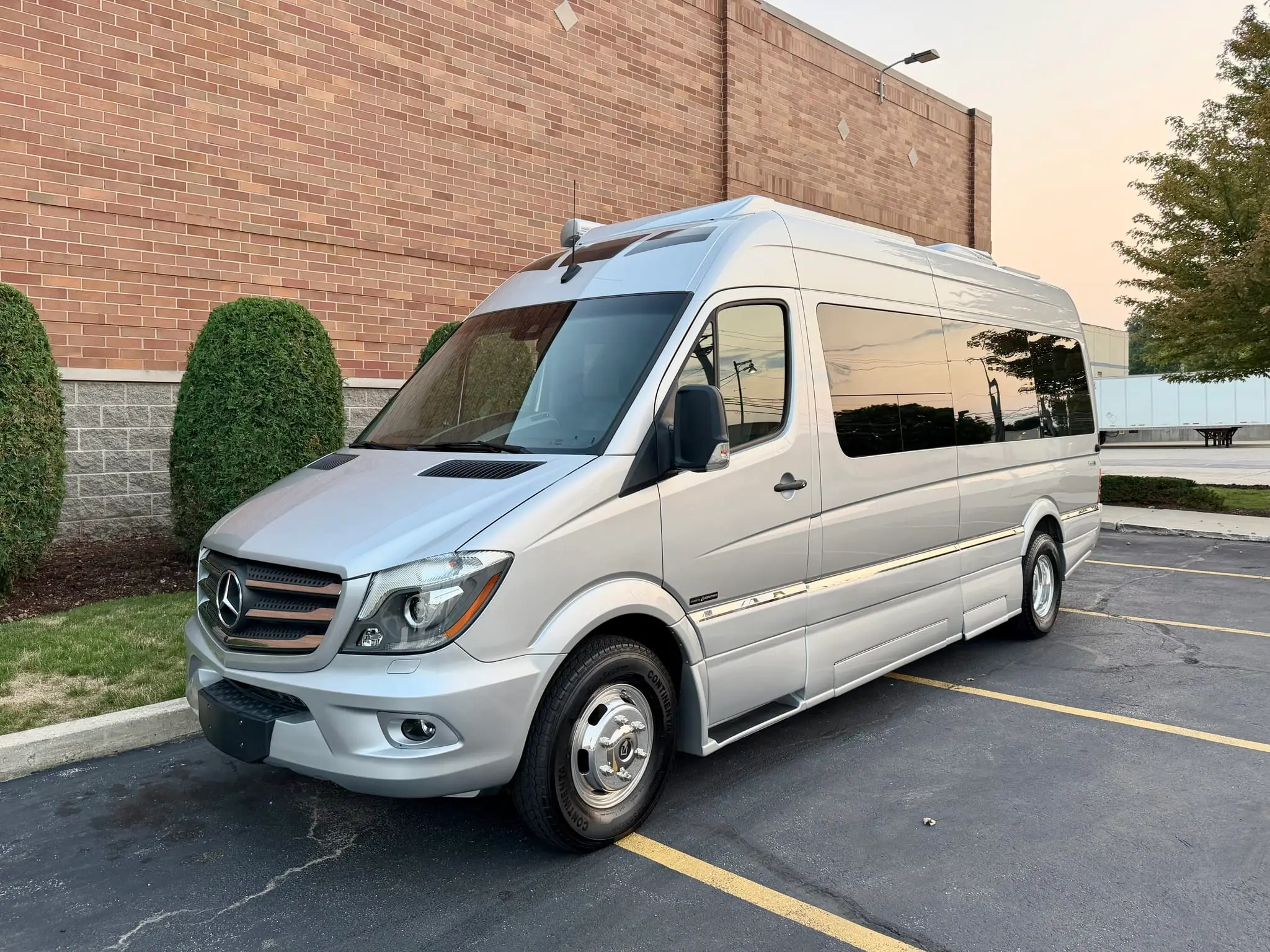 2018 Mercedes-Benz Sprinter 3500 Roadtrek E-Trek XL