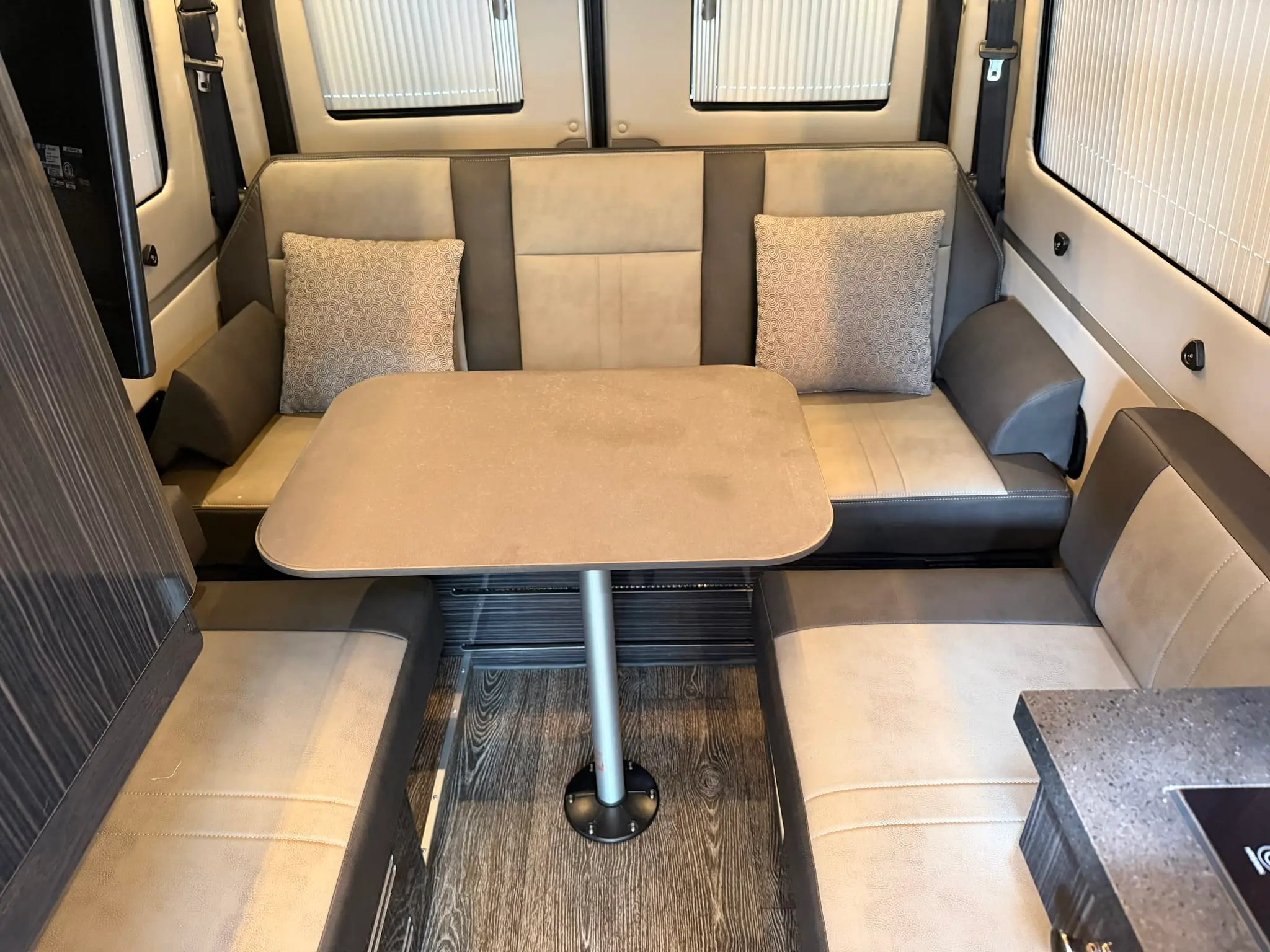 2018 Mercedes-Benz Sprinter 3500 Roadtrek E-Trek XL - photo 15