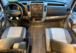 2018 Mercedes-Benz Sprinter 3500 Roadtrek E-Trek XL - photo 8