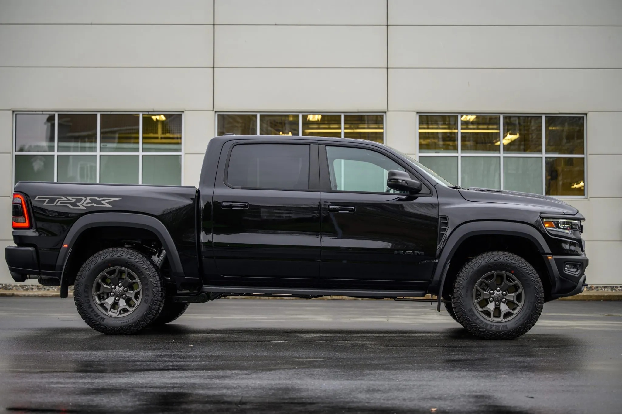 2024 Ram 1500 TRX Final Edition - photo 2