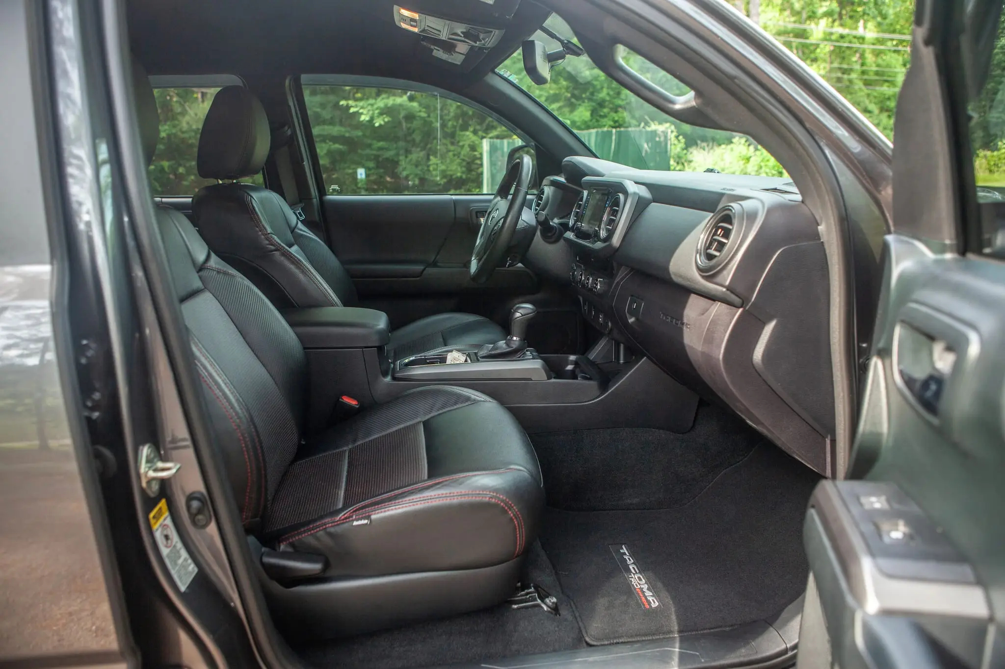 2017 Toyota Tacoma TRD Off-Road 4×4 - photo 11