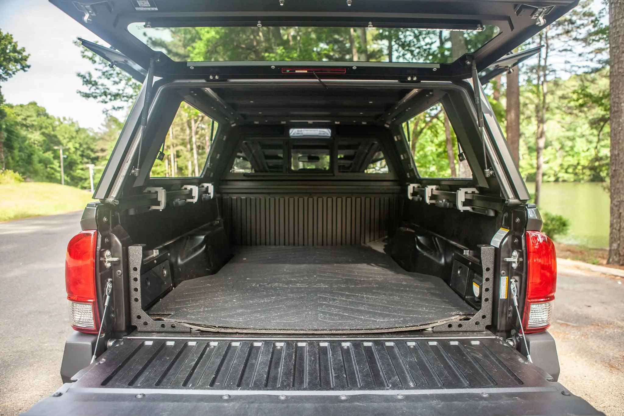 2017 Toyota Tacoma TRD Off-Road 4×4 - photo 8
