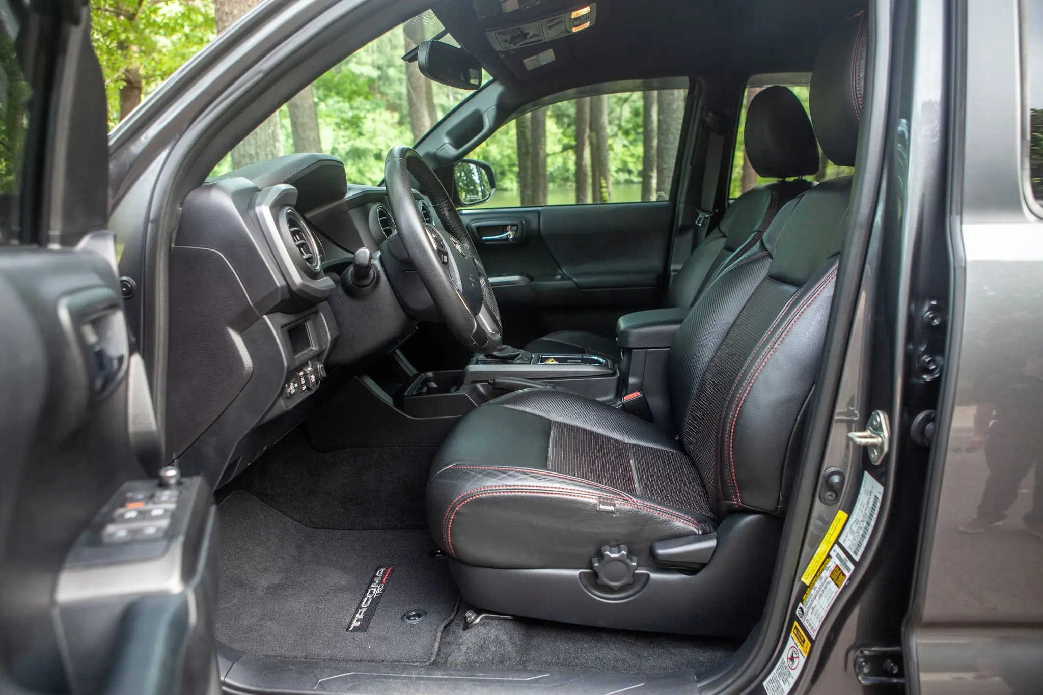2017 Toyota Tacoma TRD Off-Road 4×4 - photo 9