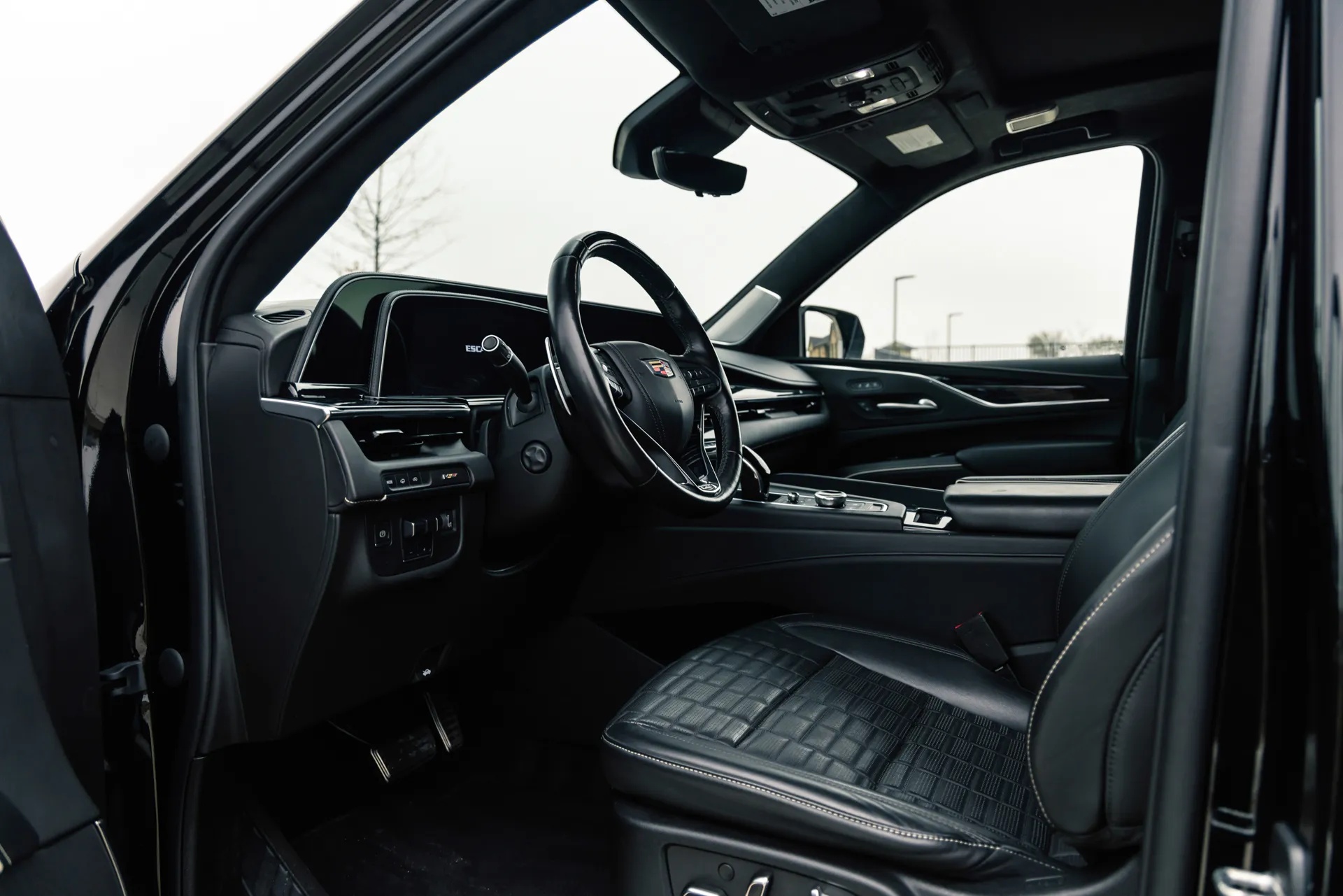 2023 Cadillac Escalade-V ESV - photo 9