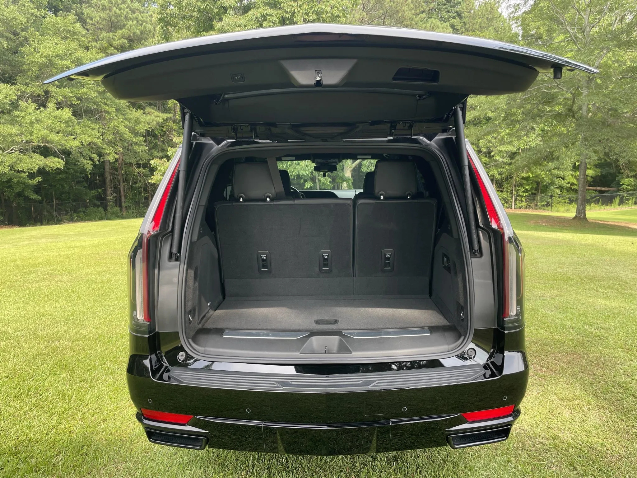 2022 Cadillac Escalade 3.0L Duramax 4WD Onyx Package - photo 14