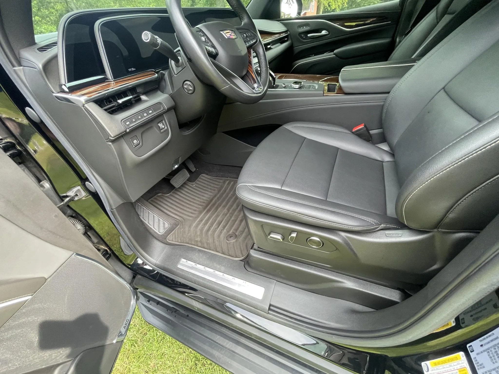 2022 Cadillac Escalade 3.0L Duramax 4WD Onyx Package - photo 9